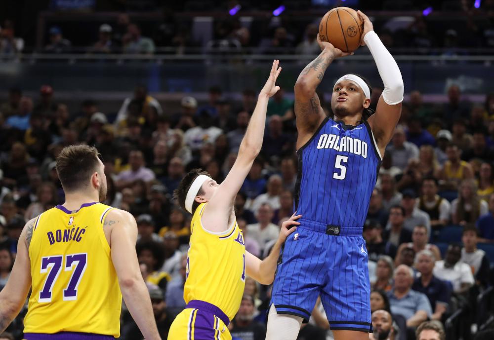 行纪律的打 行纪律的打